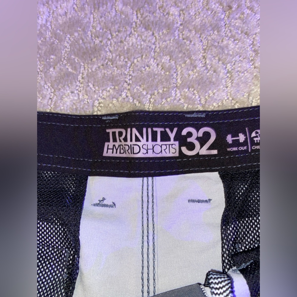 Mens hybrid shorts - Picture 3 of 3
